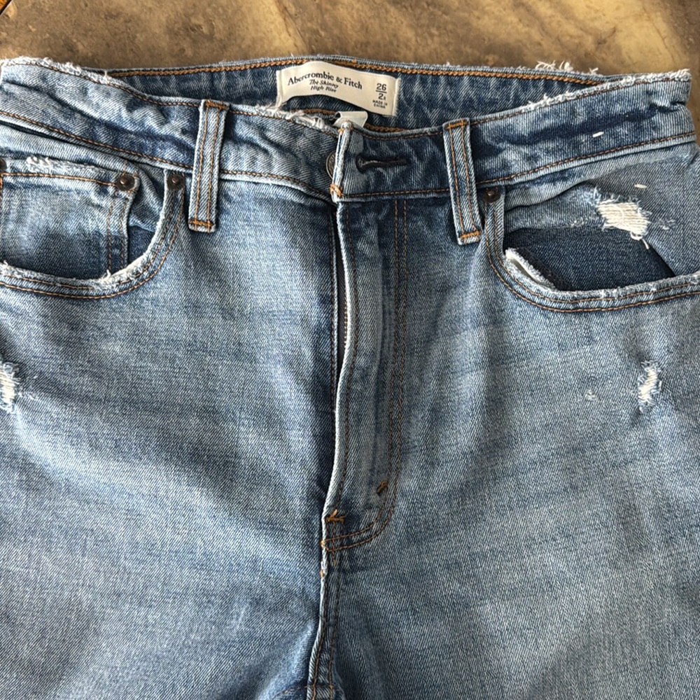Abercrombie The Skinny High Rise Curve Love Jeans, size 26 regular - inseam 26